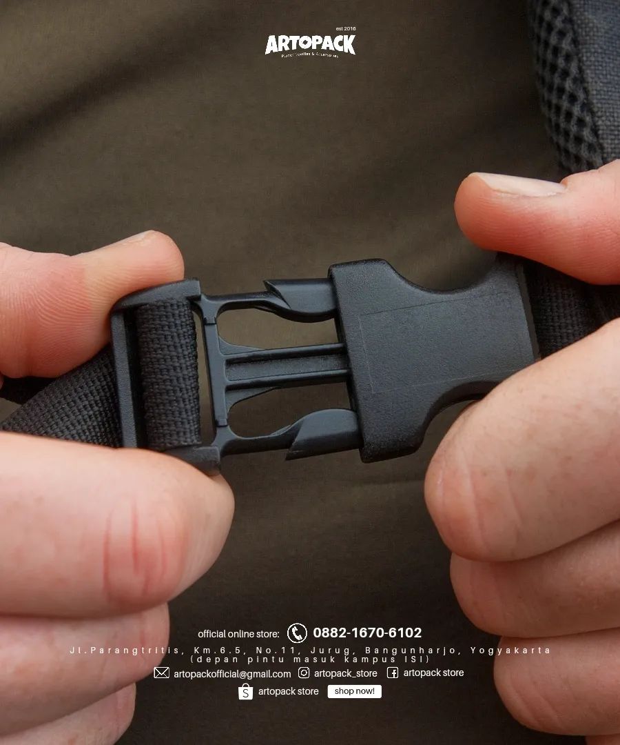 Slop - buckle Hitam - kunci sodok